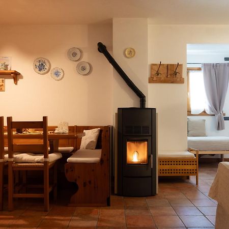 Baita De Eliseo B&B Valdisotto Eksteriør billede
