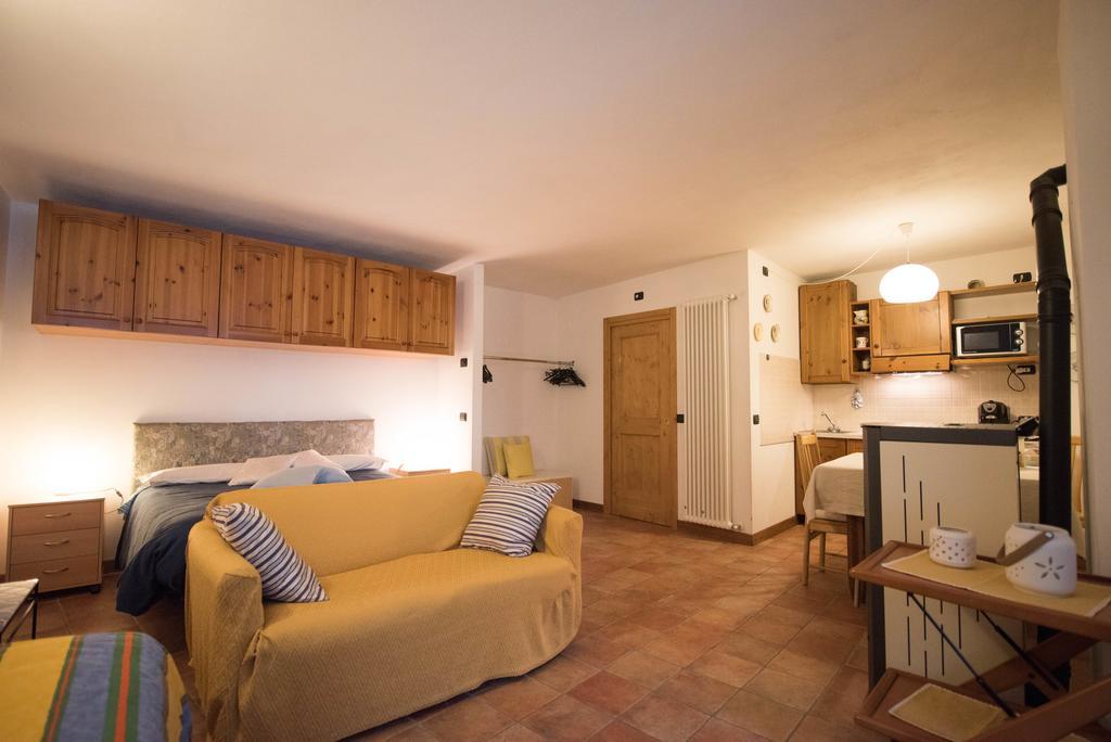 Baita De Eliseo B&B Valdisotto Eksteriør billede