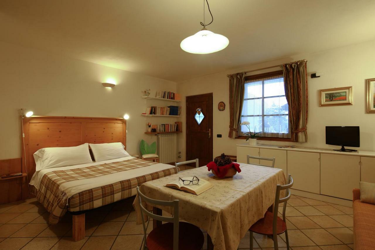 Baita De Eliseo B&B Valdisotto Eksteriør billede